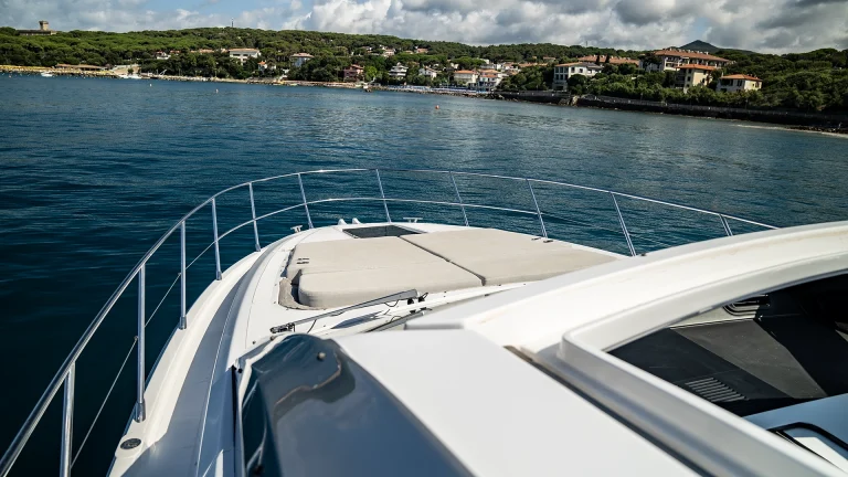 cbluxuryrent-noleggio-yacht-azimut-14